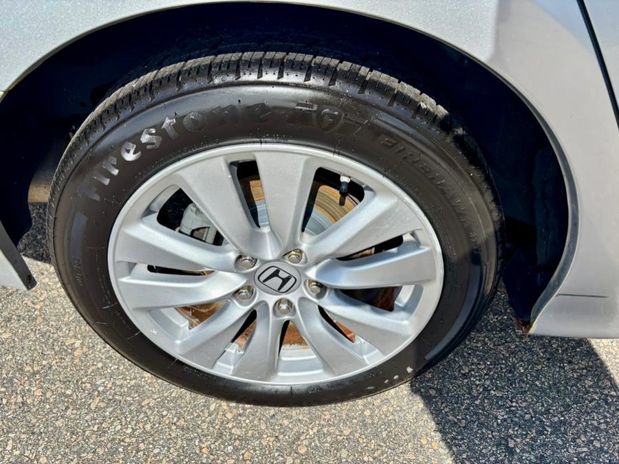 2011 Honda Accord EX photo 27