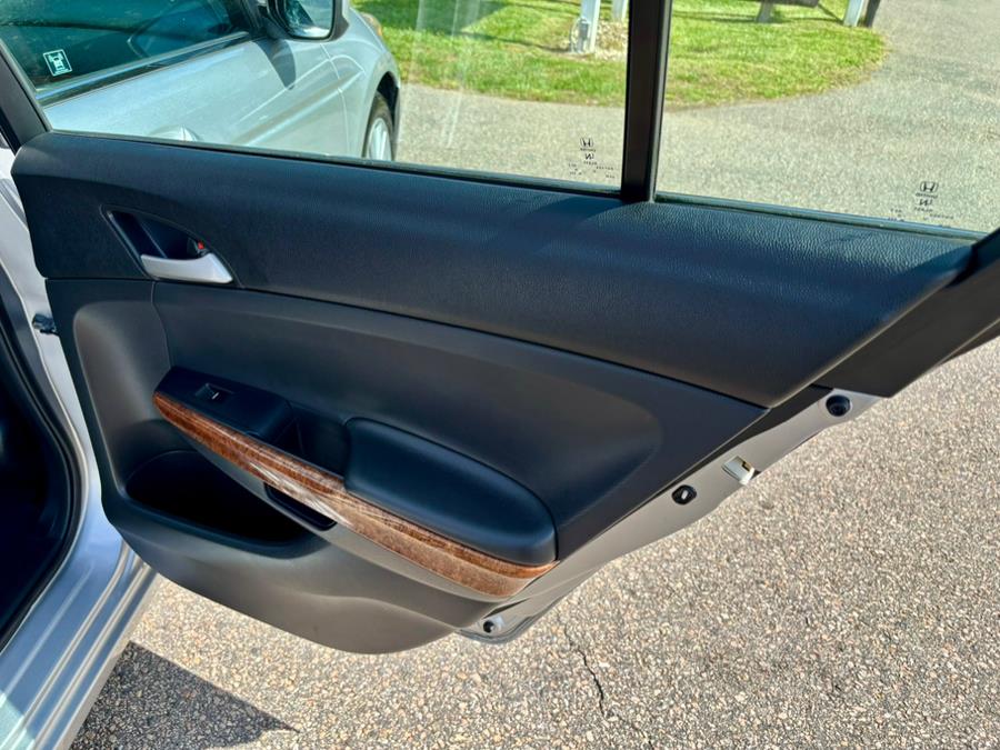 2011 Honda Accord EX photo 17
