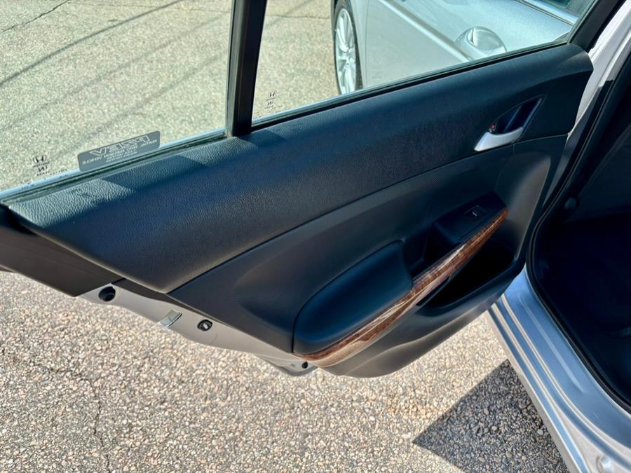 2011 Honda Accord EX photo 16