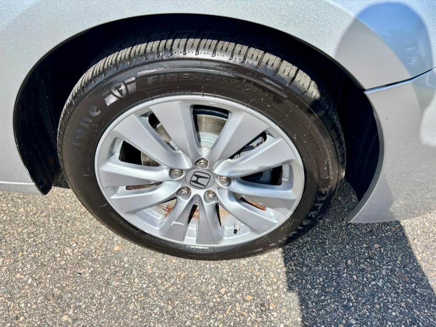 2011 Honda Accord EX photo 28