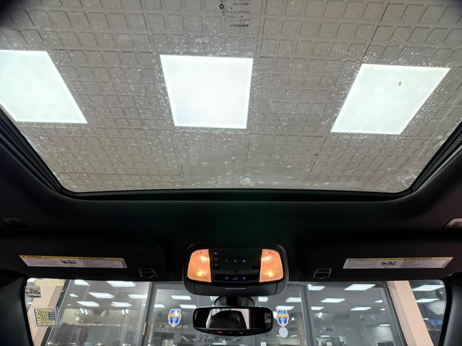 2022 Dodge Durango R/T AWD, available for sale in Massapequa Park, New York | Power Motors East. Massapequa Park, New York 2022 Dodge Durango R/T AWD, available for sale in Massapequa Park, New York | Power Motors East. Massapequa Park, New York