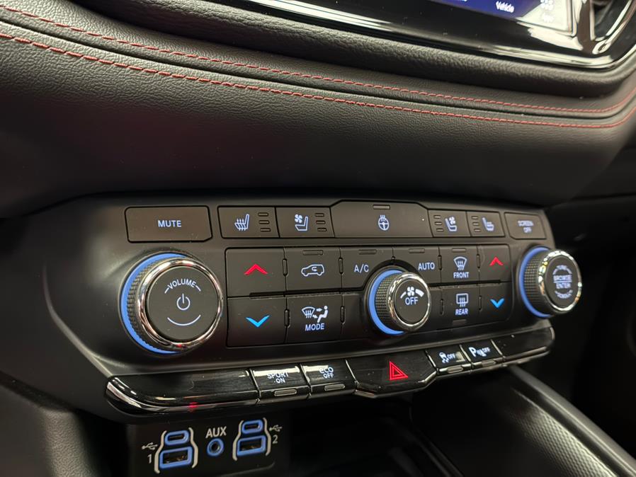 2022 Dodge Durango R/T AWD, available for sale in Massapequa Park, New York | Power Motors East. Massapequa Park, New York 2022 Dodge Durango R/T AWD, available for sale in Massapequa Park, New York | Power Motors East. Massapequa Park, New York