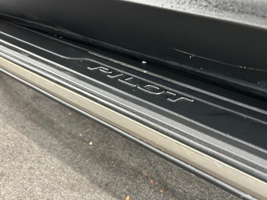2018 Honda Pilot Touring AWD, available for sale in Garfield, New Jersey | Urban Motors Collection. Garfield, New Jersey 2018 Honda Pilot Touring AWD, available for sale in Garfield, New Jersey | Urban Motors Collection. Garfield, New Jersey