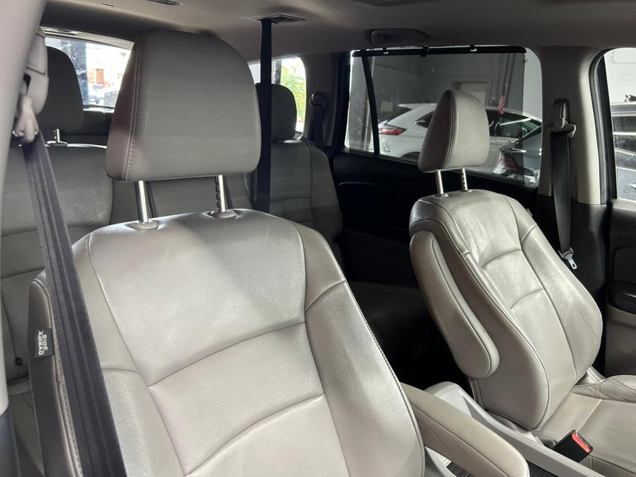 2018 Honda Pilot Touring AWD, available for sale in Garfield, New Jersey | Urban Motors Collection. Garfield, New Jersey 2018 Honda Pilot Touring AWD, available for sale in Garfield, New Jersey | Urban Motors Collection. Garfield, New Jersey