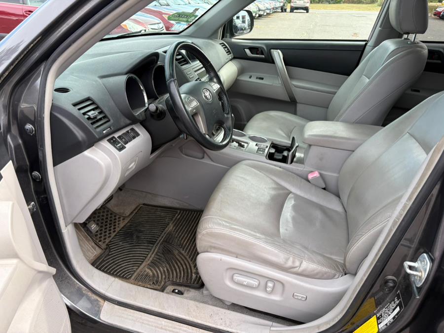 2008 Toyota Highlander 4WD 4dr Sport (Natl), available for sale in East Windsor, Connecticut | CT Car Co LLC. East Windsor, Connecticut 2008 Toyota Highlander 4WD 4dr Sport (Natl), available for sale in East Windsor, Connecticut | CT Car Co LLC. East Windsor, Connecticut