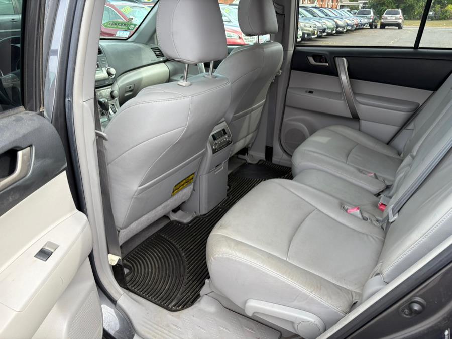 2008 Toyota Highlander 4WD 4dr Sport (Natl), available for sale in East Windsor, Connecticut | CT Car Co LLC. East Windsor, Connecticut 2008 Toyota Highlander 4WD 4dr Sport (Natl), available for sale in East Windsor, Connecticut | CT Car Co LLC. East Windsor, Connecticut