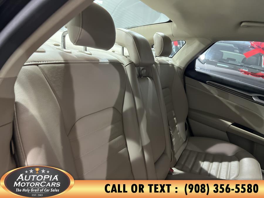 2017 Ford Fusion SE photo 14