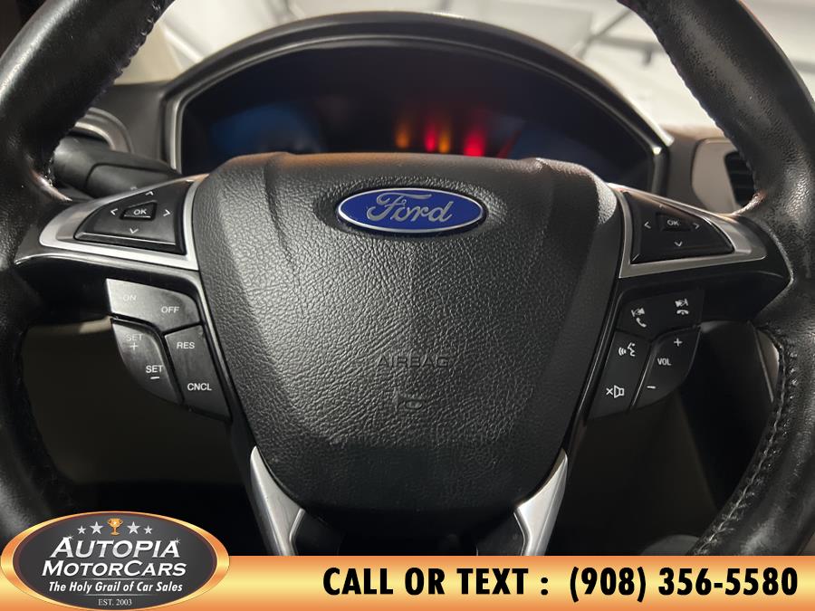 2017 Ford Fusion SE photo 21