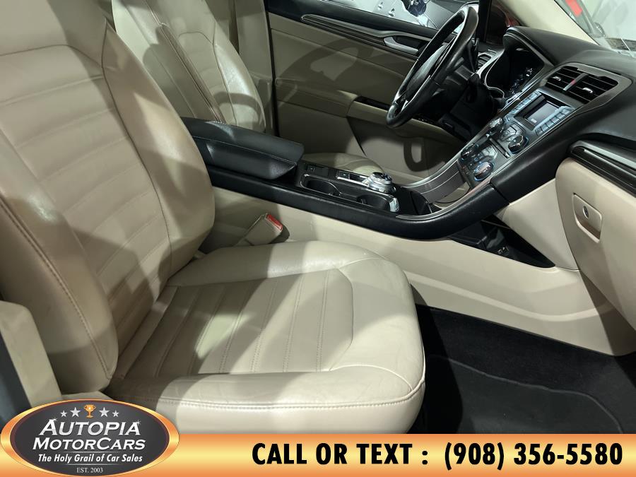 2017 Ford Fusion SE photo 11