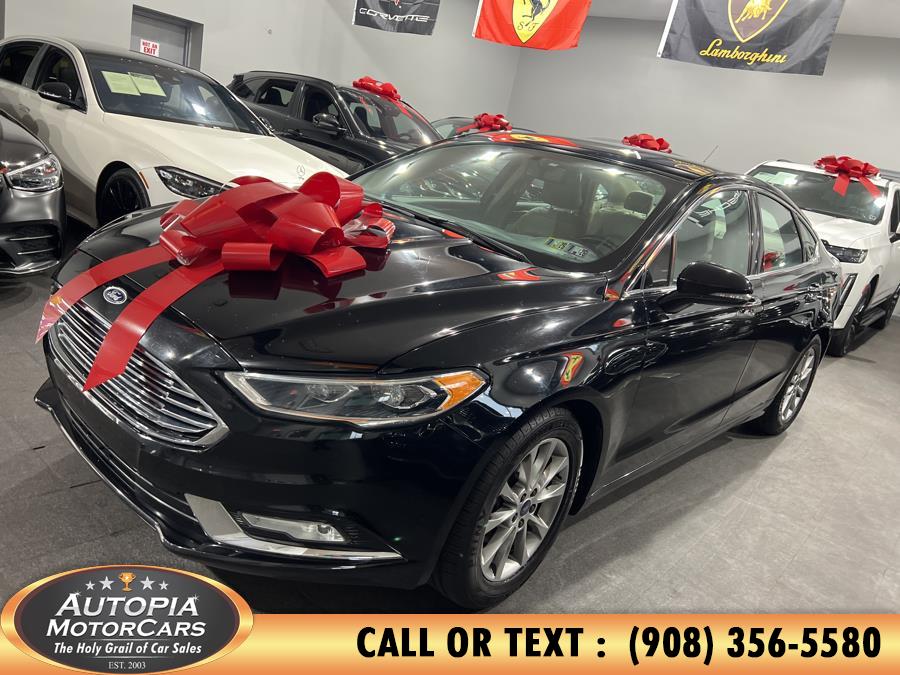 2017 Ford Fusion SE photo 2