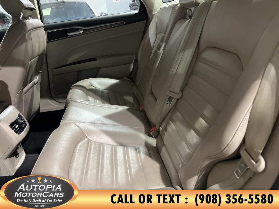 2017 Ford Fusion SE photo 15