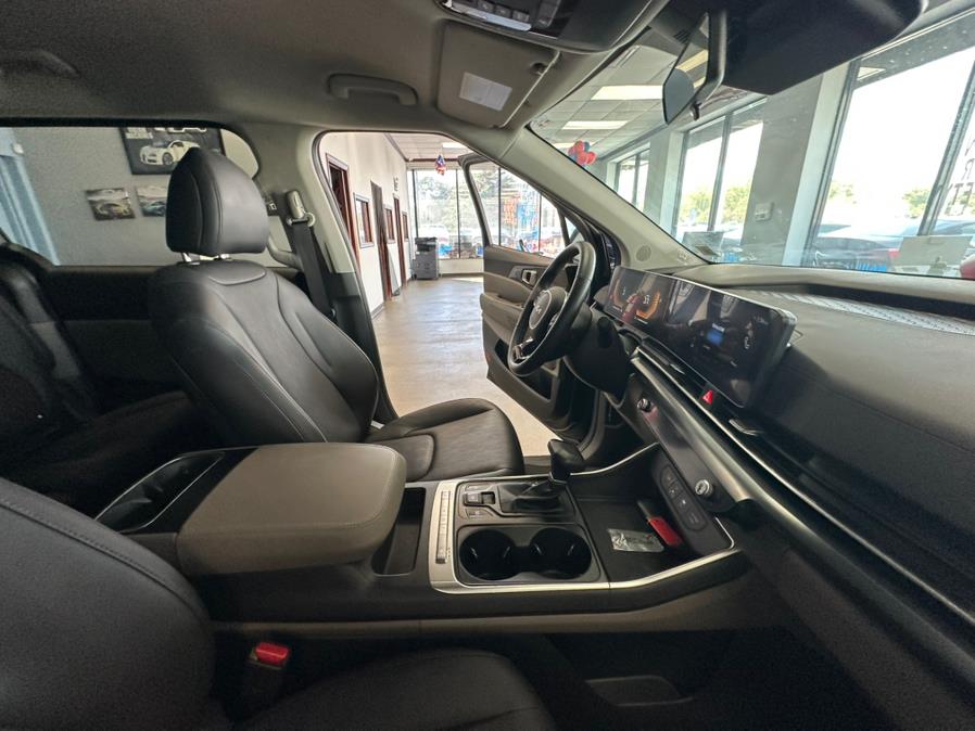 2025 Kia Carnival LXS FWD, available for sale in Inwood, New York | 5 Towns Drive. Inwood, New York 2025 Kia Carnival LXS FWD, available for sale in Inwood, New York | 5 Towns Drive. Inwood, New York
