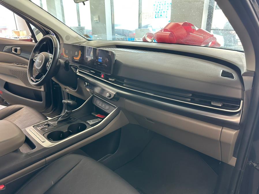 2025 Kia Carnival LXS FWD, available for sale in Inwood, New York | 5 Towns Drive. Inwood, New York 2025 Kia Carnival LXS FWD, available for sale in Inwood, New York | 5 Towns Drive. Inwood, New York