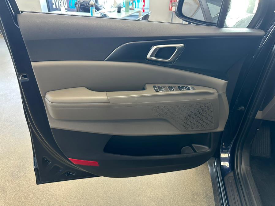 2025 Kia Carnival LXS FWD, available for sale in Inwood, New York | 5 Towns Drive. Inwood, New York 2025 Kia Carnival LXS FWD, available for sale in Inwood, New York | 5 Towns Drive. Inwood, New York