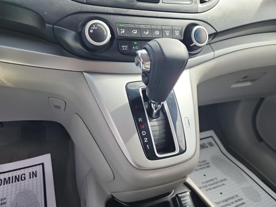 2013 Honda CR-V LX photo 16