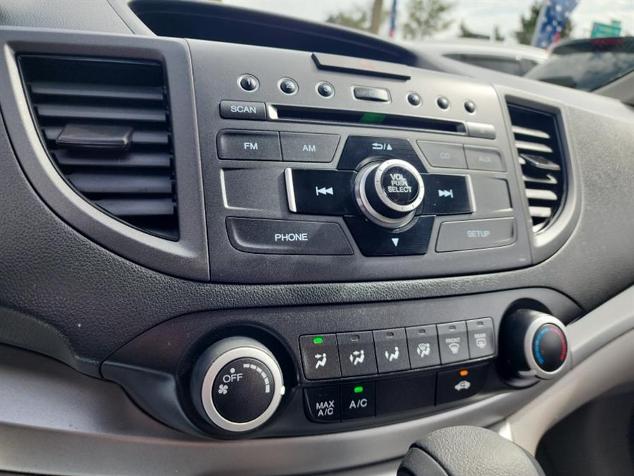 2013 Honda CR-V LX photo 15