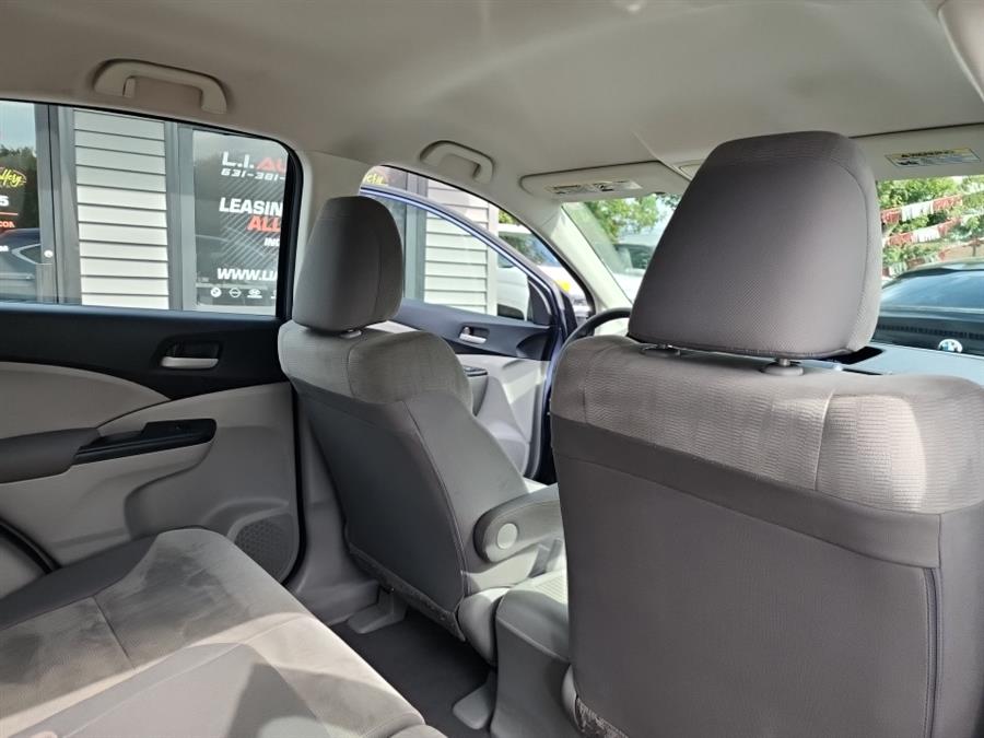 2013 Honda CR-V LX photo 32