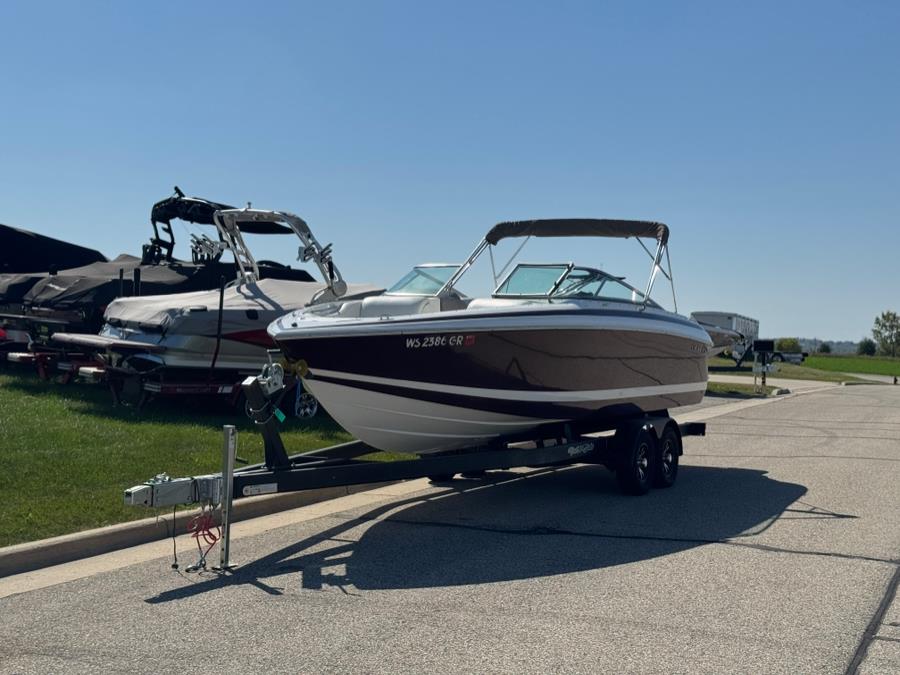 Used 2004 Cobalt 262 in Darien, Wisconsin | Geneva Motor Cars. Darien, Wisconsin