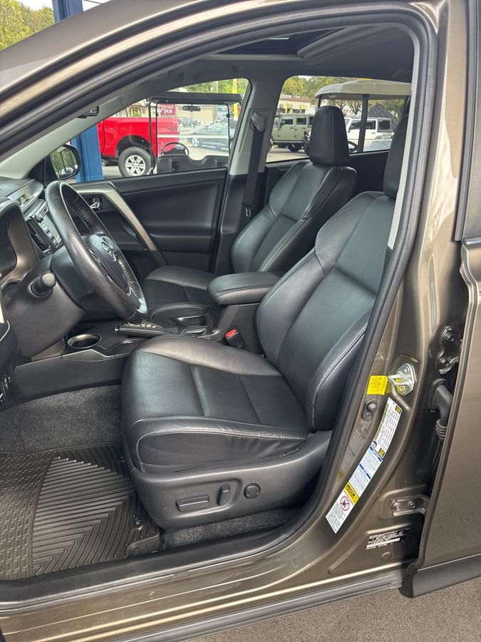 2014 Toyota RAV4 AWD 4dr Limited (Natl), available for sale in Branford, Connecticut | Al Mac Motors 2. Branford, Connecticut 2014 Toyota RAV4 AWD 4dr Limited (Natl), available for sale in Branford, Connecticut | Al Mac Motors 2. Branford, Connecticut