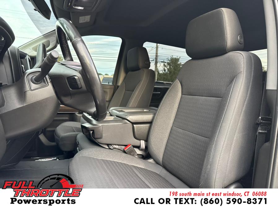 2022 Chevrolet Silverado 2500HD 4WD Crew Cab 159" LT, available for sale in East Windsor, Connecticut | Full Throttle Power Sports LLC. East Windsor, Connecticut 2022 Chevrolet Silverado 2500HD 4WD Crew Cab 159" LT, available for sale in East Windsor, Connecticut | Full Throttle Power Sports LLC. East Windsor, Connecticut