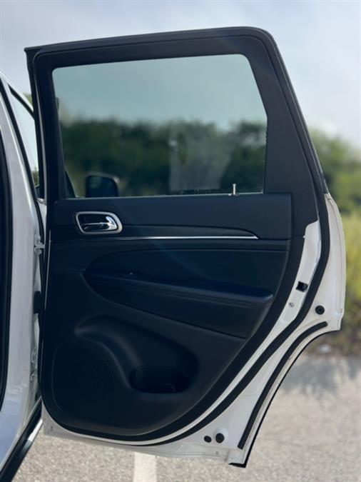 2018 Jeep Grand Cherokee Limited 4x4, available for sale in Paterson, New Jersey | Speedway Motors LLC. Paterson, New Jersey 2018 Jeep Grand Cherokee Limited 4x4, available for sale in Paterson, New Jersey | Speedway Motors LLC. Paterson, New Jersey