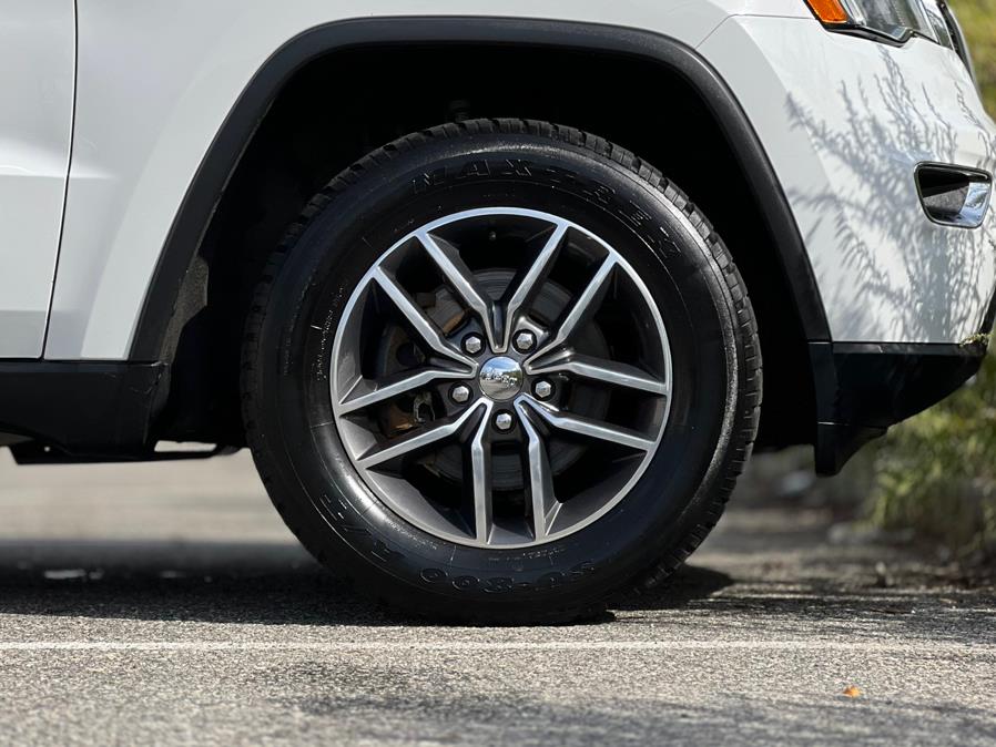 2018 Jeep Grand Cherokee Limited 4x4, available for sale in Paterson, New Jersey | Speedway Motors LLC. Paterson, New Jersey 2018 Jeep Grand Cherokee Limited 4x4, available for sale in Paterson, New Jersey | Speedway Motors LLC. Paterson, New Jersey