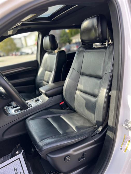 2018 Jeep Grand Cherokee Limited 4x4, available for sale in Paterson, New Jersey | Speedway Motors LLC. Paterson, New Jersey 2018 Jeep Grand Cherokee Limited 4x4, available for sale in Paterson, New Jersey | Speedway Motors LLC. Paterson, New Jersey
