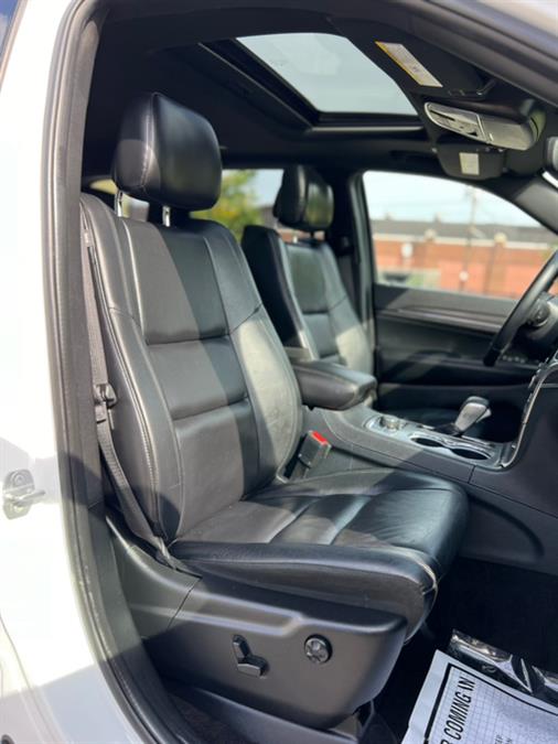 2018 Jeep Grand Cherokee Limited 4x4, available for sale in Paterson, New Jersey | Speedway Motors LLC. Paterson, New Jersey 2018 Jeep Grand Cherokee Limited 4x4, available for sale in Paterson, New Jersey | Speedway Motors LLC. Paterson, New Jersey