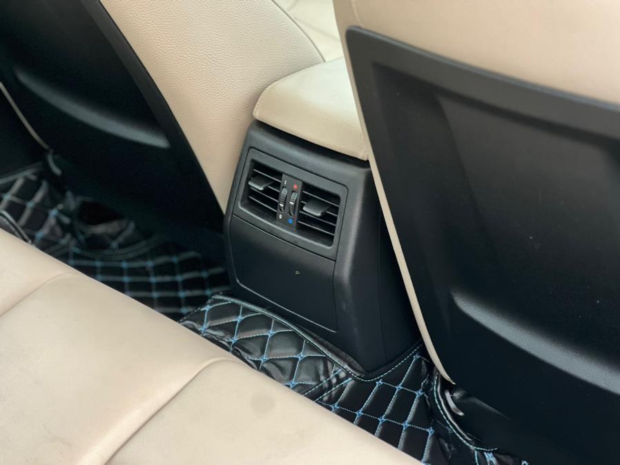 2011 BMW 3 Series 4dr Sdn 335i xDrive AWD, available for sale in Paterson, New Jersey | Speedway Motors LLC. Paterson, New Jersey 2011 BMW 3 Series 4dr Sdn 335i xDrive AWD, available for sale in Paterson, New Jersey | Speedway Motors LLC. Paterson, New Jersey