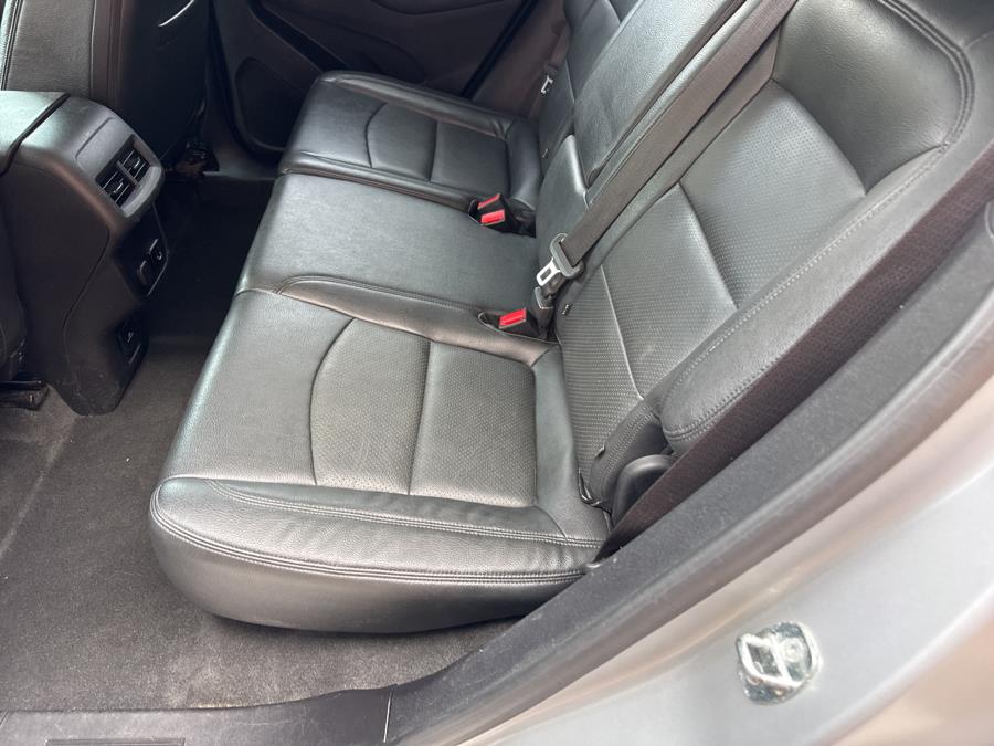 2018 Chevrolet Equinox AWD 4dr 2LT, available for sale in Waterbury, Connecticut | National Auto Brokers, Inc.. Waterbury, Connecticut 2018 Chevrolet Equinox AWD 4dr 2LT, available for sale in Waterbury, Connecticut | National Auto Brokers, Inc.. Waterbury, Connecticut