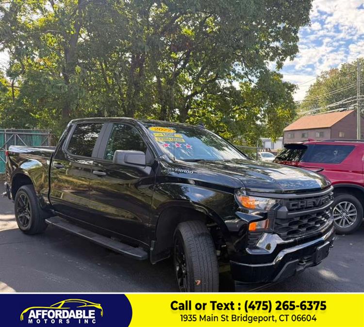 2022 Chevrolet Silverado 1500 4WD Crew Cab 147" Custom, available for sale in Bridgeport, Connecticut | Affordable Motors 2 LLC. Bridgeport, Connecticut