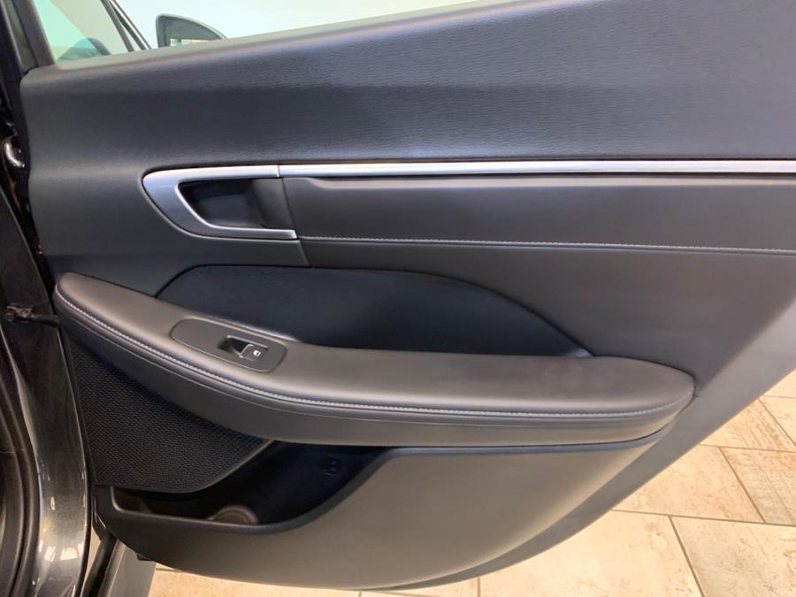 2022 Hyundai Sonata Limited 1.6T, available for sale in Hillside, New Jersey | Euro Lux Auto. Hillside, New Jersey 2022 Hyundai Sonata Limited 1.6T, available for sale in Hillside, New Jersey | Euro Lux Auto. Hillside, New Jersey