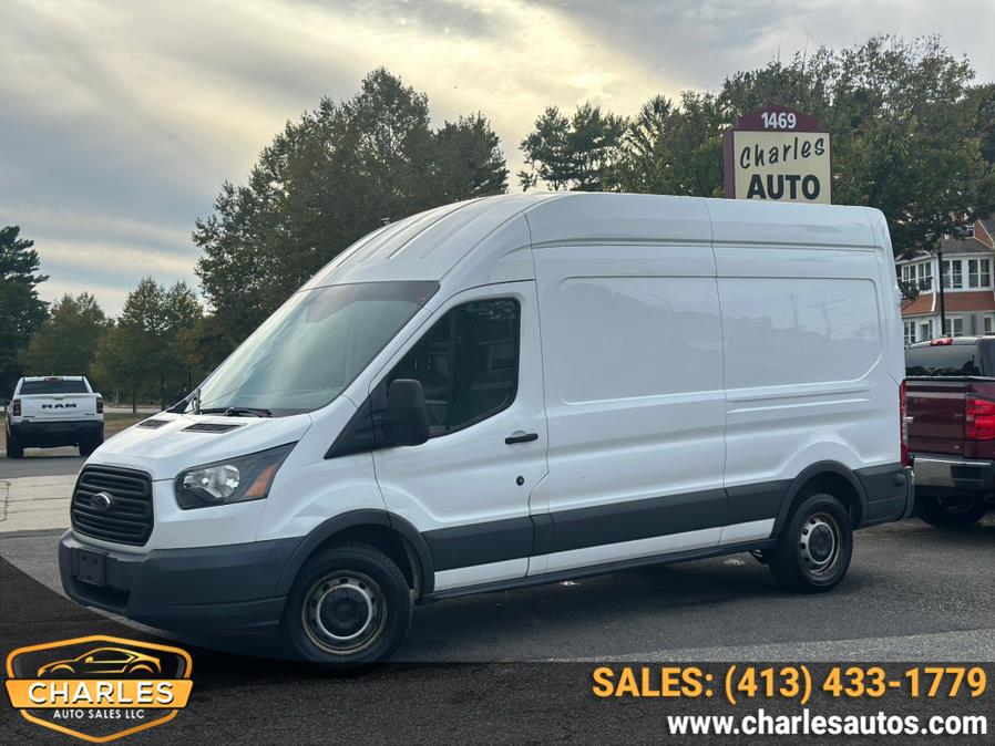 2015 Ford Transit Base's photo