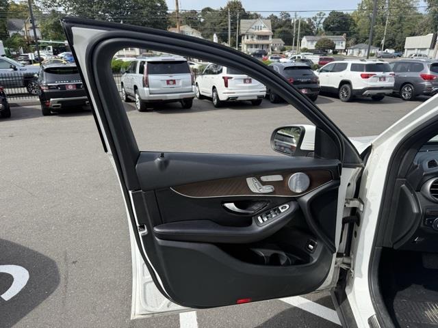2018 Mercedes-benz Glc GLC 300, available for sale in Stratford, Connecticut | Wiz Leasing Inc. Stratford, Connecticut 2018 Mercedes-benz Glc GLC 300, available for sale in Stratford, Connecticut | Wiz Leasing Inc. Stratford, Connecticut