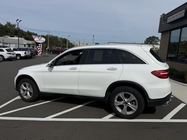2018 Mercedes-benz Glc GLC 300, available for sale in Stratford, Connecticut | Wiz Leasing Inc. Stratford, Connecticut 2018 Mercedes-benz Glc GLC 300, available for sale in Stratford, Connecticut | Wiz Leasing Inc. Stratford, Connecticut