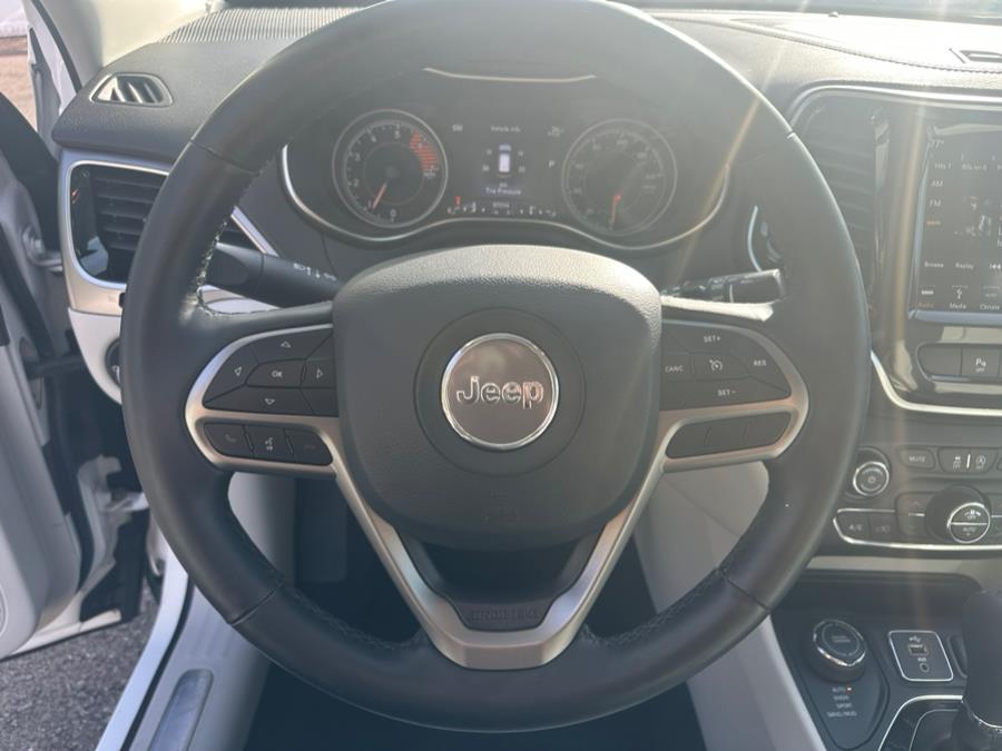 2019 Jeep Cherokee Limited 4x4, available for sale in Agawam, Massachusetts | Malkoon Motors. Agawam, Massachusetts 2019 Jeep Cherokee Limited 4x4, available for sale in Agawam, Massachusetts | Malkoon Motors. Agawam, Massachusetts