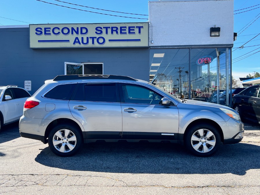 Used 2011 Subaru Outback in Manchester, New Hampshire | Second Street Auto Sales Inc. Manchester, New Hampshire