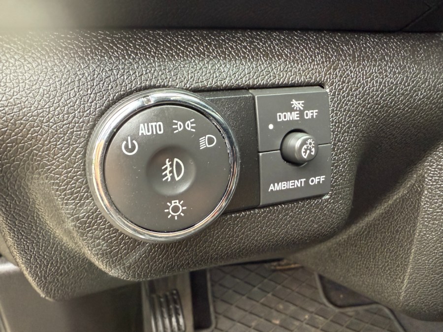 2015 GMC Acadia AWD 4dr Denali, available for sale in Bristol, Connecticut | Bristol Auto Center LLC. Bristol, Connecticut 2015 GMC Acadia AWD 4dr Denali, available for sale in Bristol, Connecticut | Bristol Auto Center LLC. Bristol, Connecticut