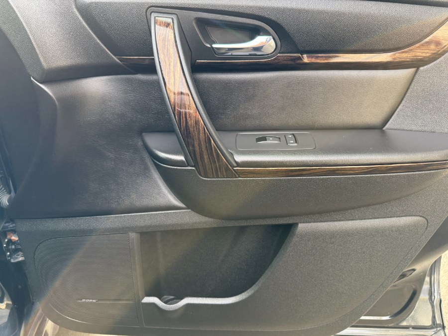 2015 GMC Acadia AWD 4dr Denali, available for sale in Bristol, Connecticut | Bristol Auto Center LLC. Bristol, Connecticut 2015 GMC Acadia AWD 4dr Denali, available for sale in Bristol, Connecticut | Bristol Auto Center LLC. Bristol, Connecticut