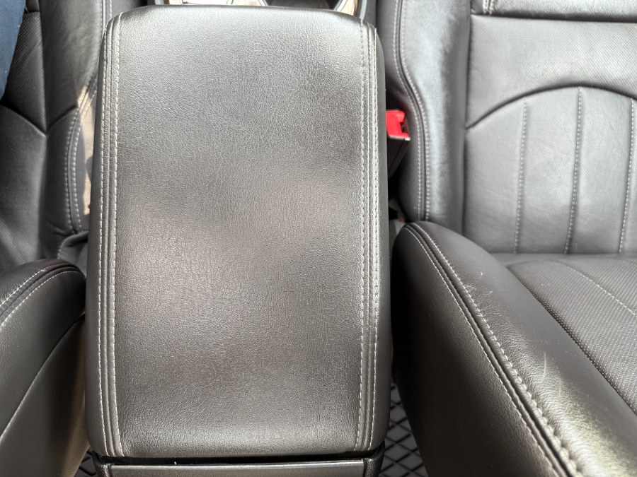 2015 GMC Acadia AWD 4dr Denali, available for sale in Bristol, Connecticut | Bristol Auto Center LLC. Bristol, Connecticut 2015 GMC Acadia AWD 4dr Denali, available for sale in Bristol, Connecticut | Bristol Auto Center LLC. Bristol, Connecticut