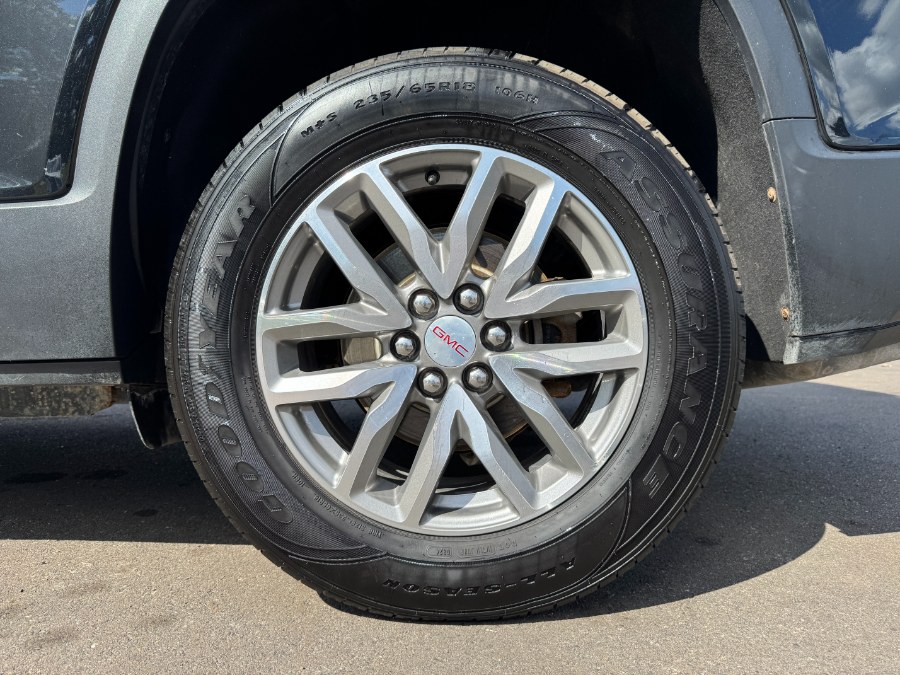 2018 GMC Acadia AWD 4dr SLE w/SLE-2, available for sale in Ortonville, Michigan | Marsh Auto Sales LLC. Ortonville, Michigan 2018 GMC Acadia AWD 4dr SLE w/SLE-2, available for sale in Ortonville, Michigan | Marsh Auto Sales LLC. Ortonville, Michigan