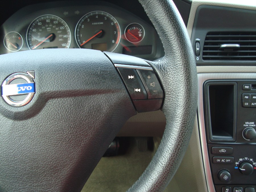 2009 Volvo S60 4dr Sdn 2.5T SE FWD, available for sale in Manchester, Connecticut | Yara Motors. Manchester, Connecticut 2009 Volvo S60 4dr Sdn 2.5T SE FWD, available for sale in Manchester, Connecticut | Yara Motors. Manchester, Connecticut