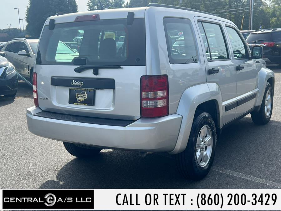 2012 Jeep Liberty Sport photo 5