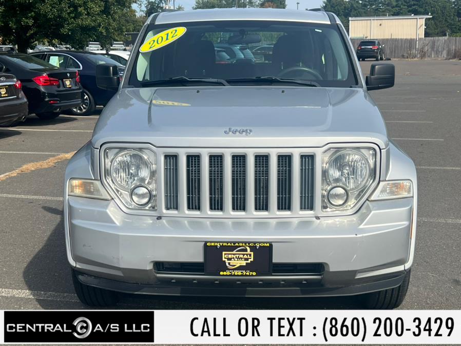 2012 Jeep Liberty Sport photo 2