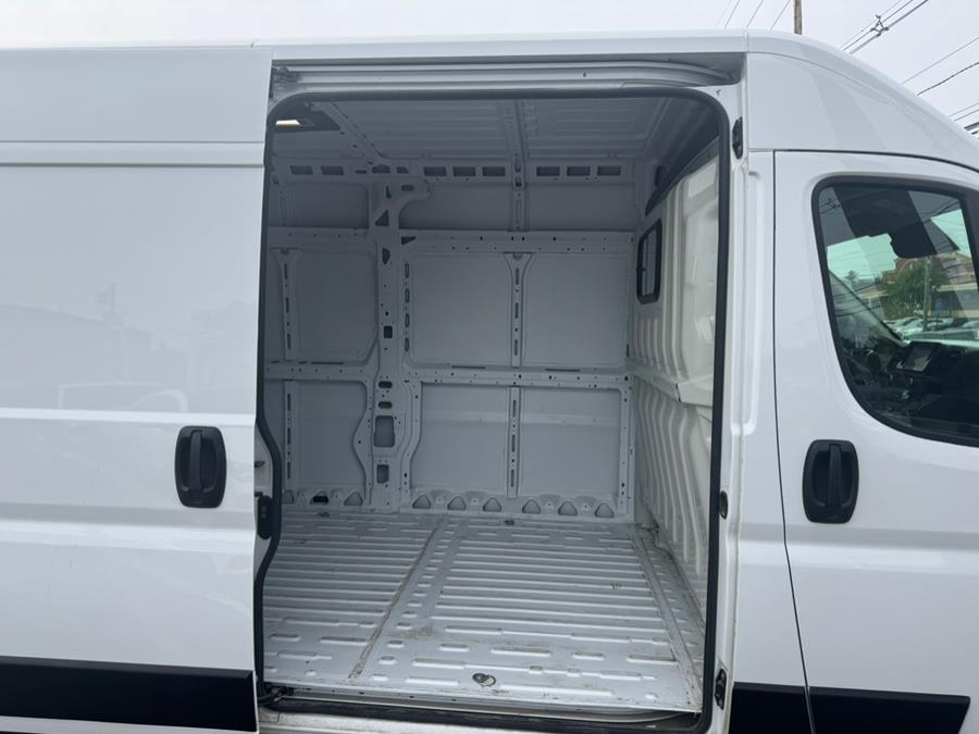 2025 Ram ProMaster Cargo Van Tradesman 3500 High Roof 159" WB w/Pass Seat, available for sale in Linden, New Jersey | Champion Used Auto Sales. Linden, New Jersey 2025 Ram ProMaster Cargo Van Tradesman 3500 High Roof 159" WB w/Pass Seat, available for sale in Linden, New Jersey | Champion Used Auto Sales. Linden, New Jersey
