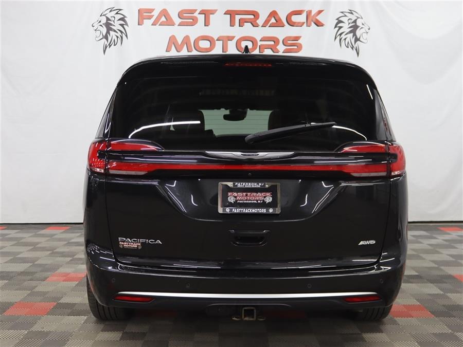 2022 Chrysler Pacifica Pinnacle photo 4