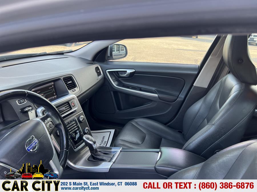 2015 Volvo S60 4dr Sdn T5 Premier AWD, available for sale in East Windsor, Connecticut | Car City LLC. East Windsor, Connecticut 2015 Volvo S60 4dr Sdn T5 Premier AWD, available for sale in East Windsor, Connecticut | Car City LLC. East Windsor, Connecticut