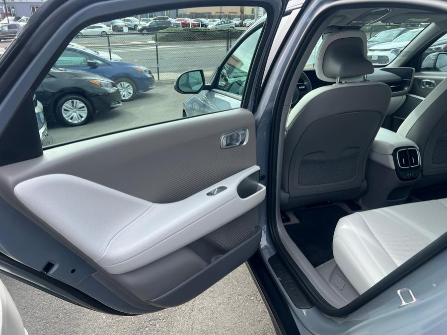2023 Hyundai Ioniq 6 SEL photo 43