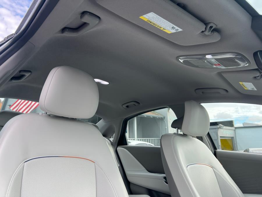 2023 Hyundai Ioniq 6 SEL photo 32
