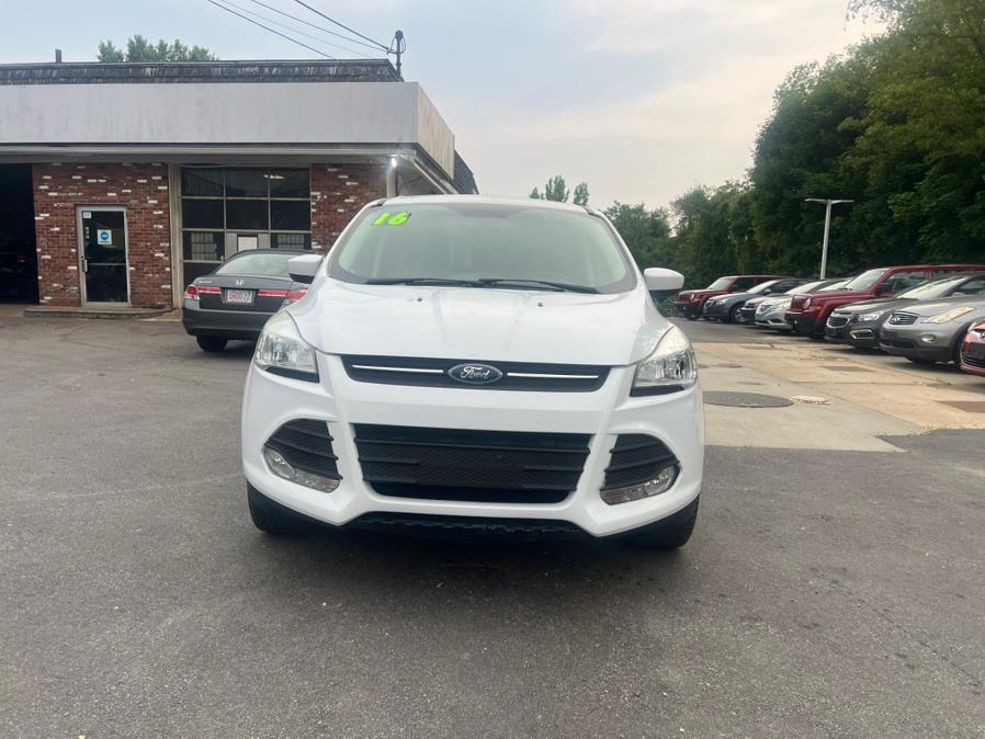 Used 2016 Ford Escape in Swansea, Massachusetts | Gas On The Run. Swansea, Massachusetts
